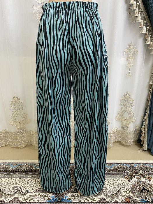 Dvoyka, yangi kiyilmagan, itiketkasi bor, Двойка новое