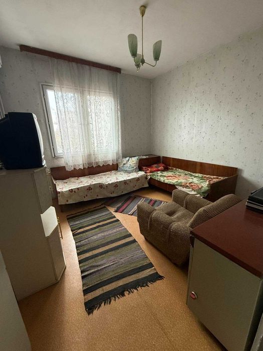 Продава се Тристаен апартамент в Пловдив, Кючук Париж - 92 кв.м за 1343 €/кв.м - Снимка #2