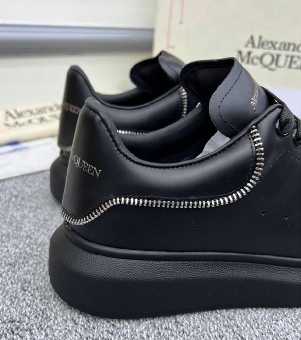 Adidasi Alexander Mcqueen zipper black