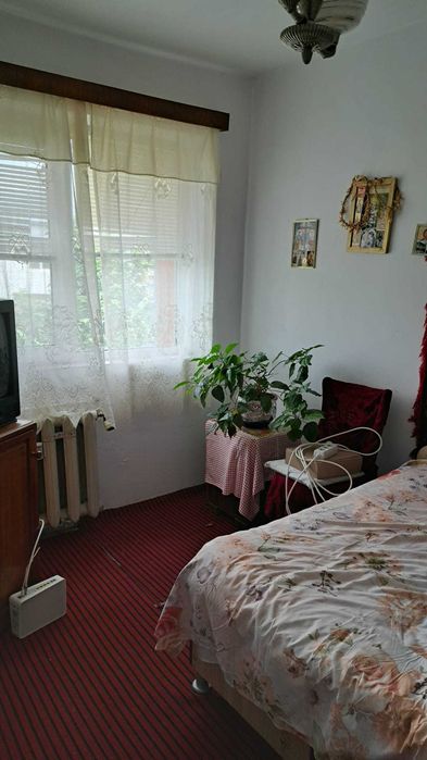 Proprietar, închiriez apartament 3 camere în zona micro 14(Aleea Paltinilor) - Exclus agenții!!!