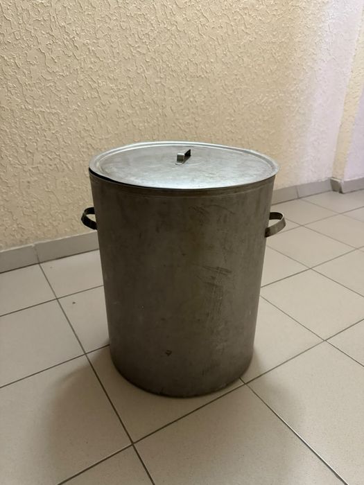 Продам Нержавеющую бочку