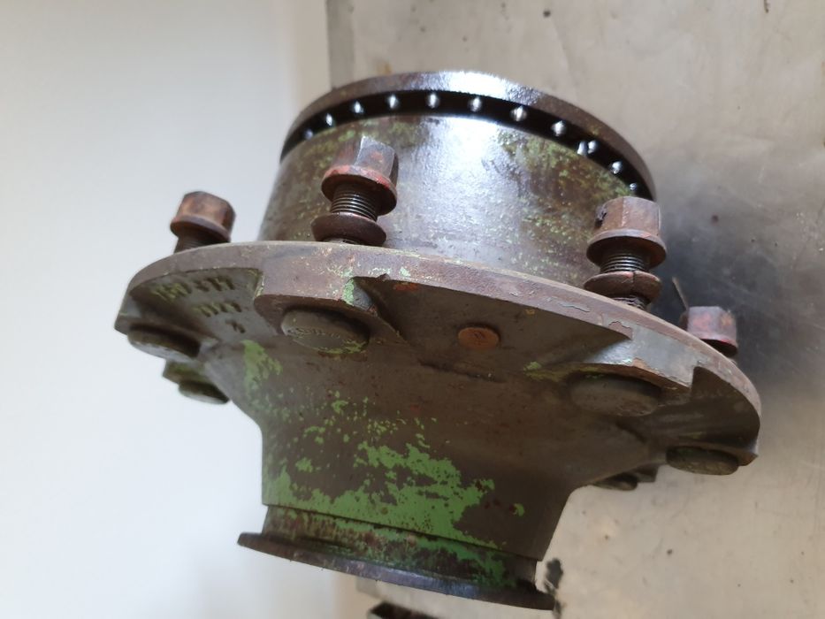 Butuc trompa tractoare Fendt Case John Deere apl 3052