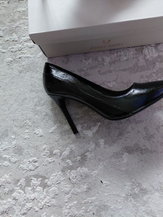 Елегантни обувки