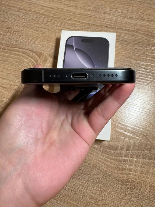 iphone 16 pro продам