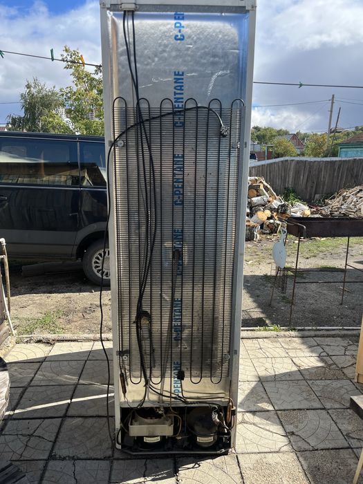 Продам холодильник