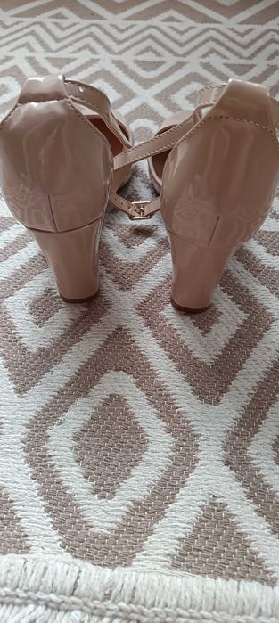 Vand sandale fete Geox. 36 si de dama 37/38