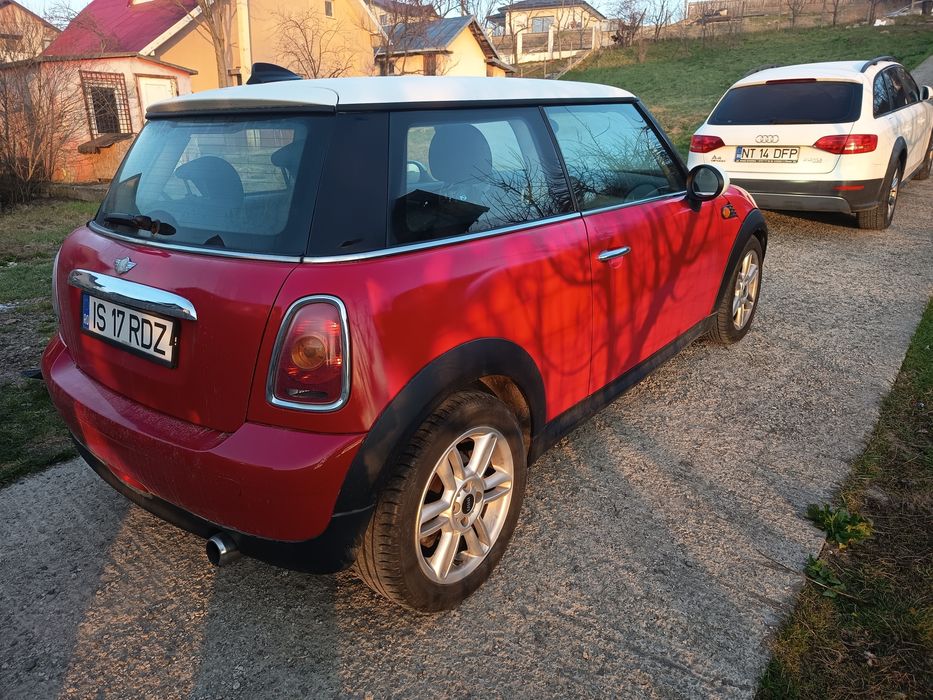 Mini cooper 1.6 diesel/ an 2008/ încălzire scaune/ clima