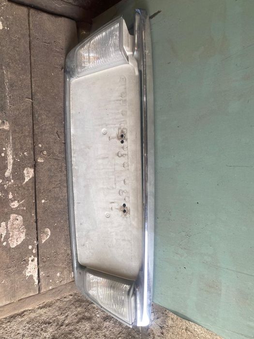 Подномерник на Lexus lx570