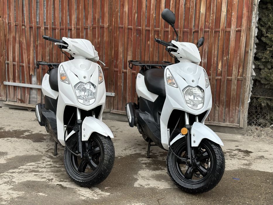 Vand scutere SYM X-PRO