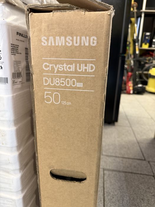 Телевизор Samsung DU8500 50”