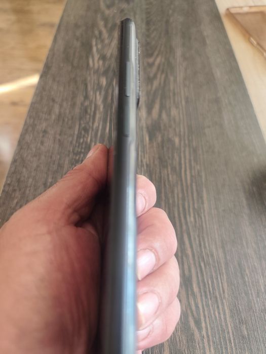 Xiaomi 11T pro  + зарядно към него