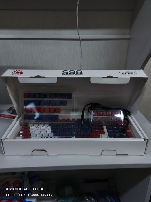 Клавиатура Bloody S98