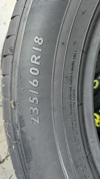 Anvelope  235/60/18 DUNLOP vara