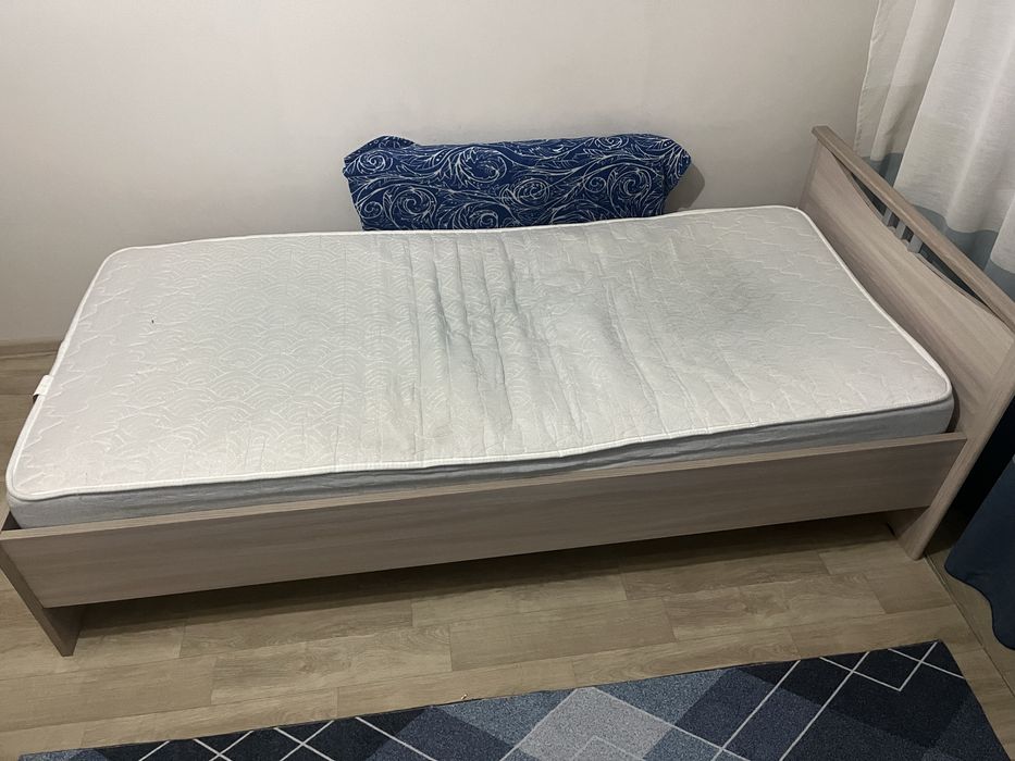 Односпальная кровать