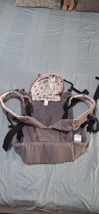 Marsupiu ergonomic Infantino Cuddle Up cu glugă – Stare foarte bună