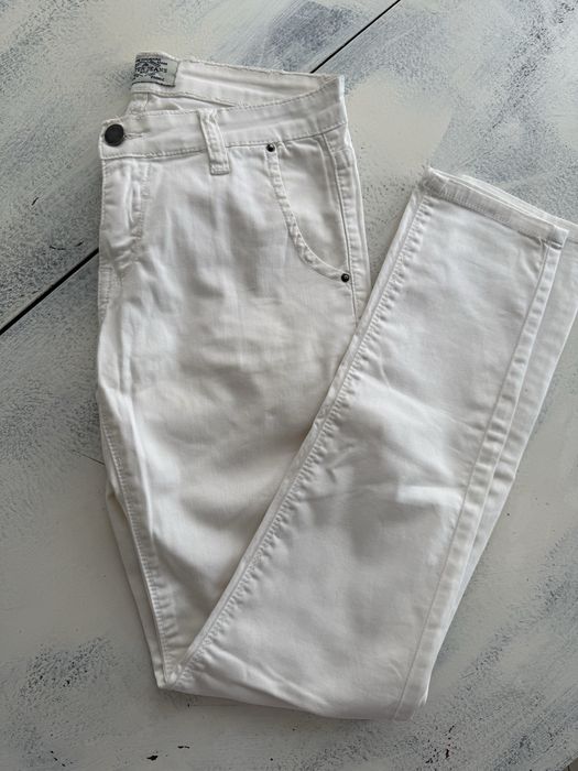 Бял панталон слим The Water Jeans