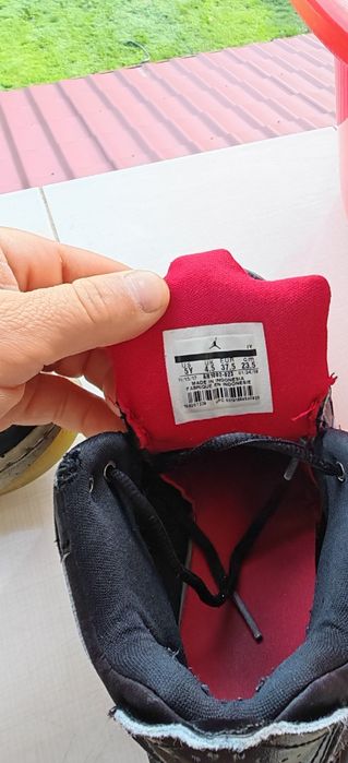 Adidasi piele Jordan 37,5