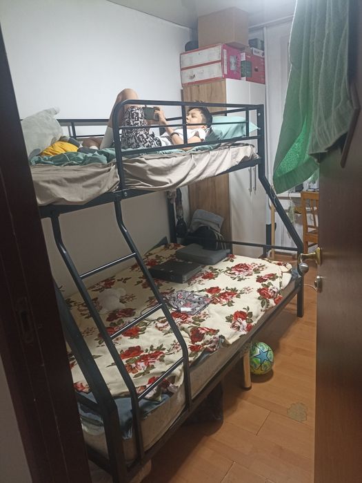 Продам двухярусную кровать
