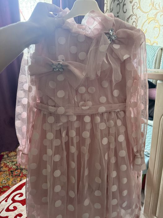 Продаю нарядное платье