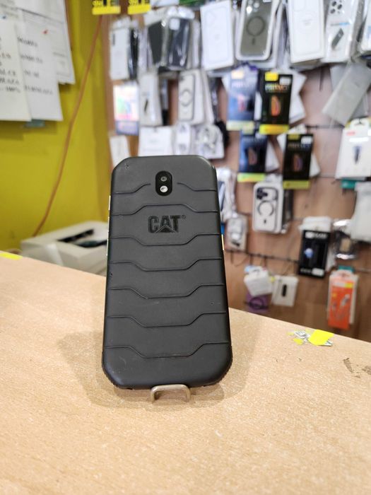 Vand/ Schimb Cat S42 - 32Gb/3 - Negru - Factura - Garantie