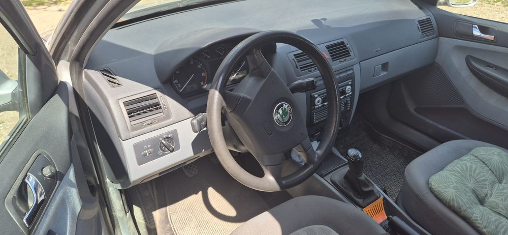Skoda Fabia benzina