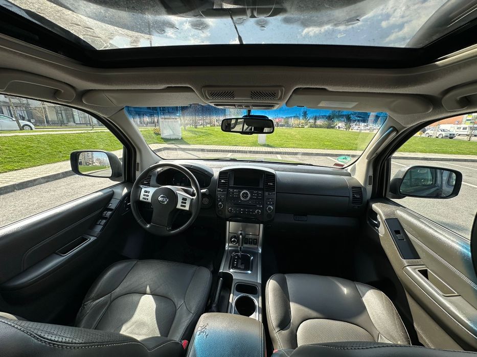 Autoutilitara Nissan Navara,An 2011,automata