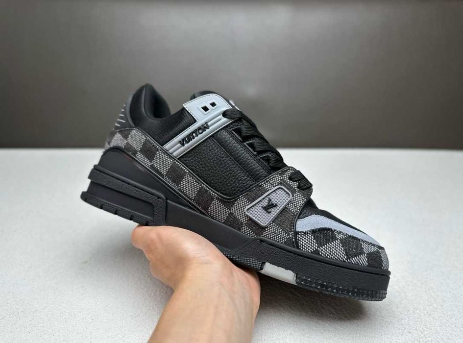 Adidasi Louis Vuitton Trainer premium