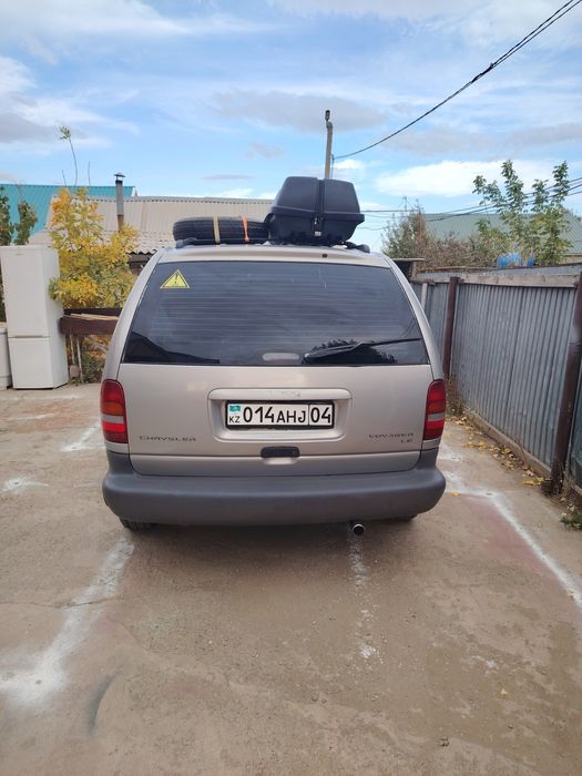 Продам крайслер вояджер 2000 миневен