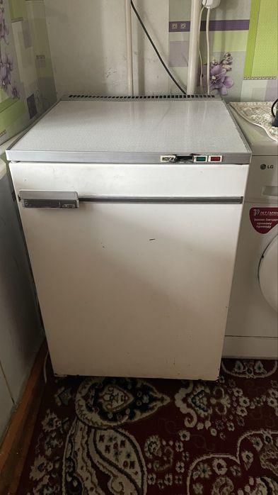 Холодиьник морозильник