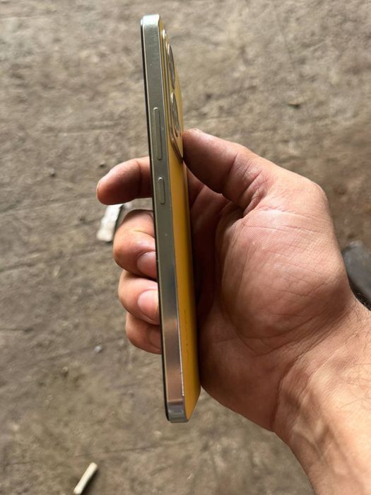 VIVO v25 e 128 GB B/U