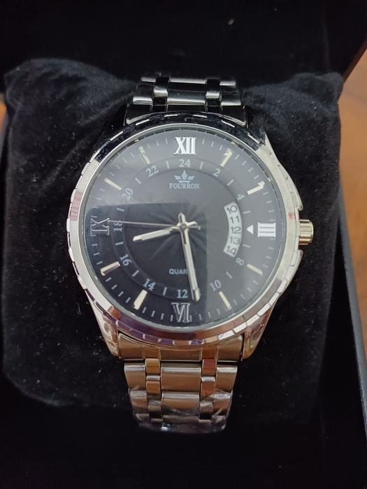 Продам мужские часы