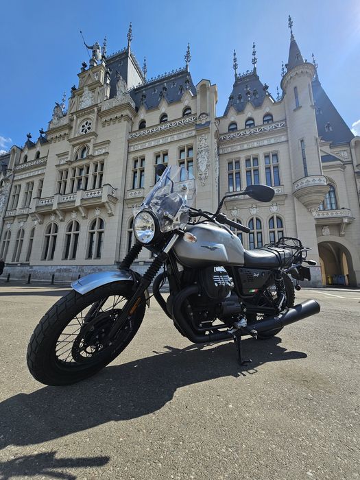 Moto Guzzi V7 III Rough 2020