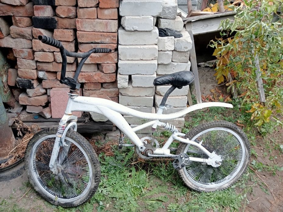 Велосипеды, коляска.