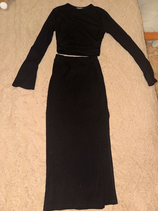 продам двойку и 2 платья недорого!!!