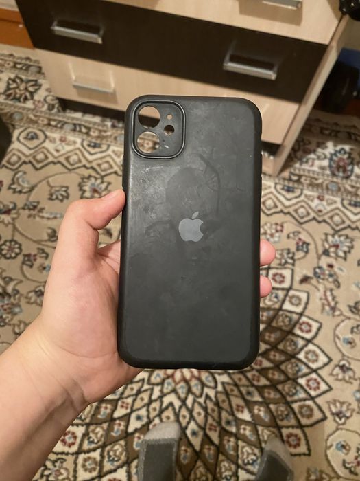 Чехлы на айфон 11
