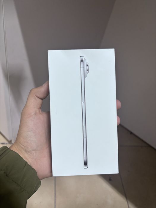 iPhone Air White
