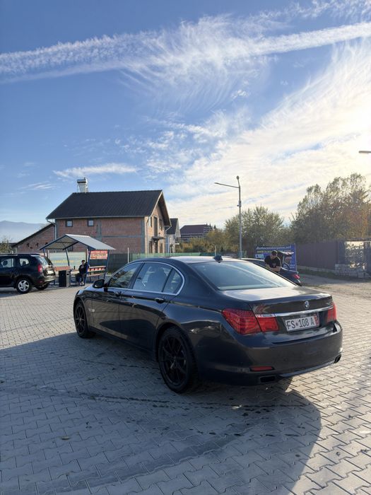 BMW Seria 7 2012 — imagine 5