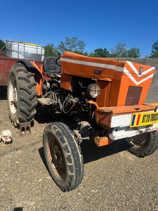 Vând tractor fiat 411R 45 cai