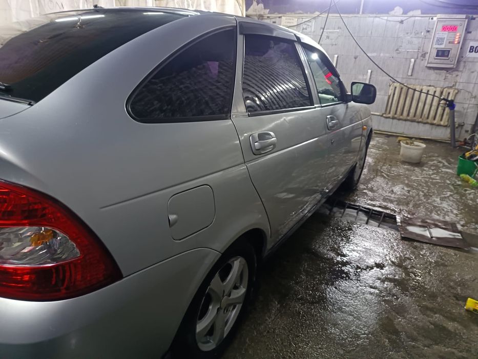 Автомобиль. приора!