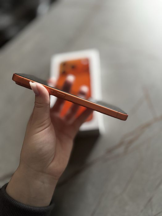 Продам Айфон 17 про