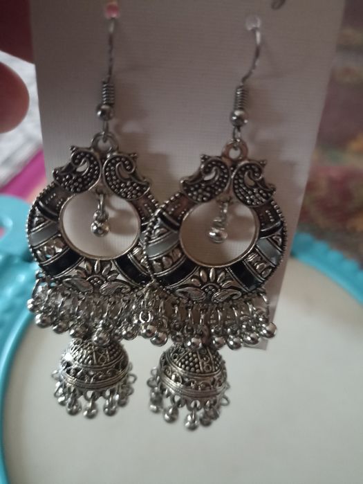 Продам бижутерию