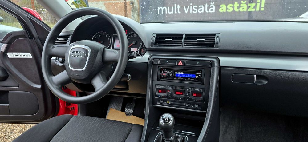 Rate Cash avans 0 Audi A4 motor 1600 cm3 benzina 102 c,p motor simplu clima incalzire scaune Tuv Germania