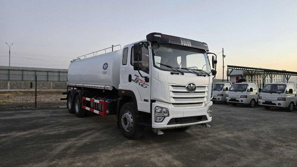 Водовоз 20 куб Сотувда тайор Наличе кредит Лизинг килса Болади Акция