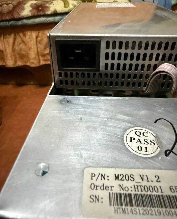 Продам WhatsMiner M20S