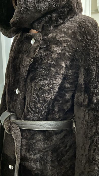 Продаю мотоновую шубу