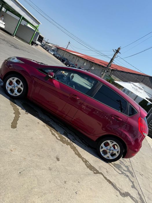 FORD Fiesta 2010 — imagine 4