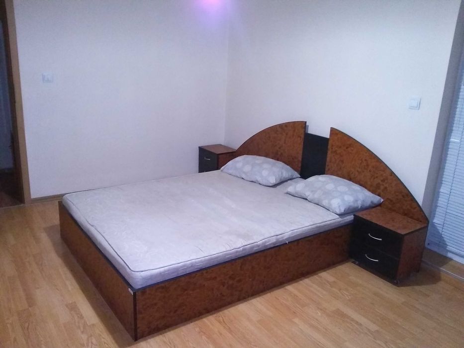 Дава се под наем Двустаен апартамент в Варна, Автогара - 89 кв.м за 484.5 € - Снимка #3