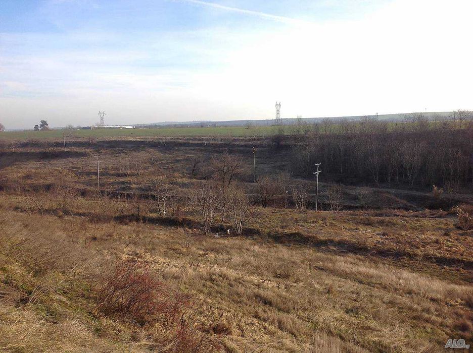 Продава ПАРЦЕЛ 2050 кв.м. за средно строителство, Русе, Чародейка - Юг