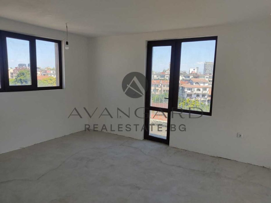 Продава се Едностаен апартамент в Пловдив, Старият град - 80 кв.м за 1875 €/кв.м - Снимка #5