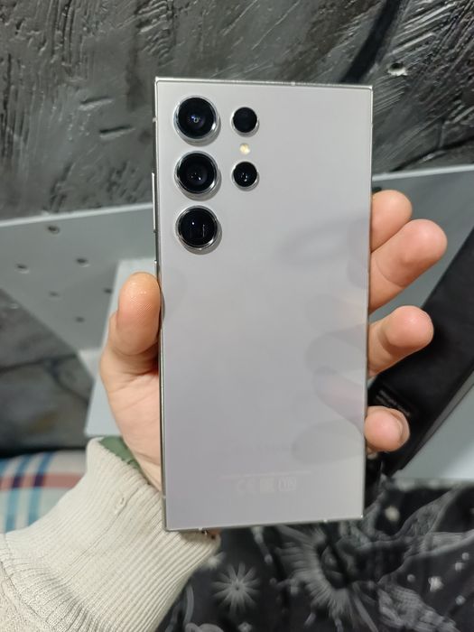 S24 Ultra 256gb EAC + buds 2 pro